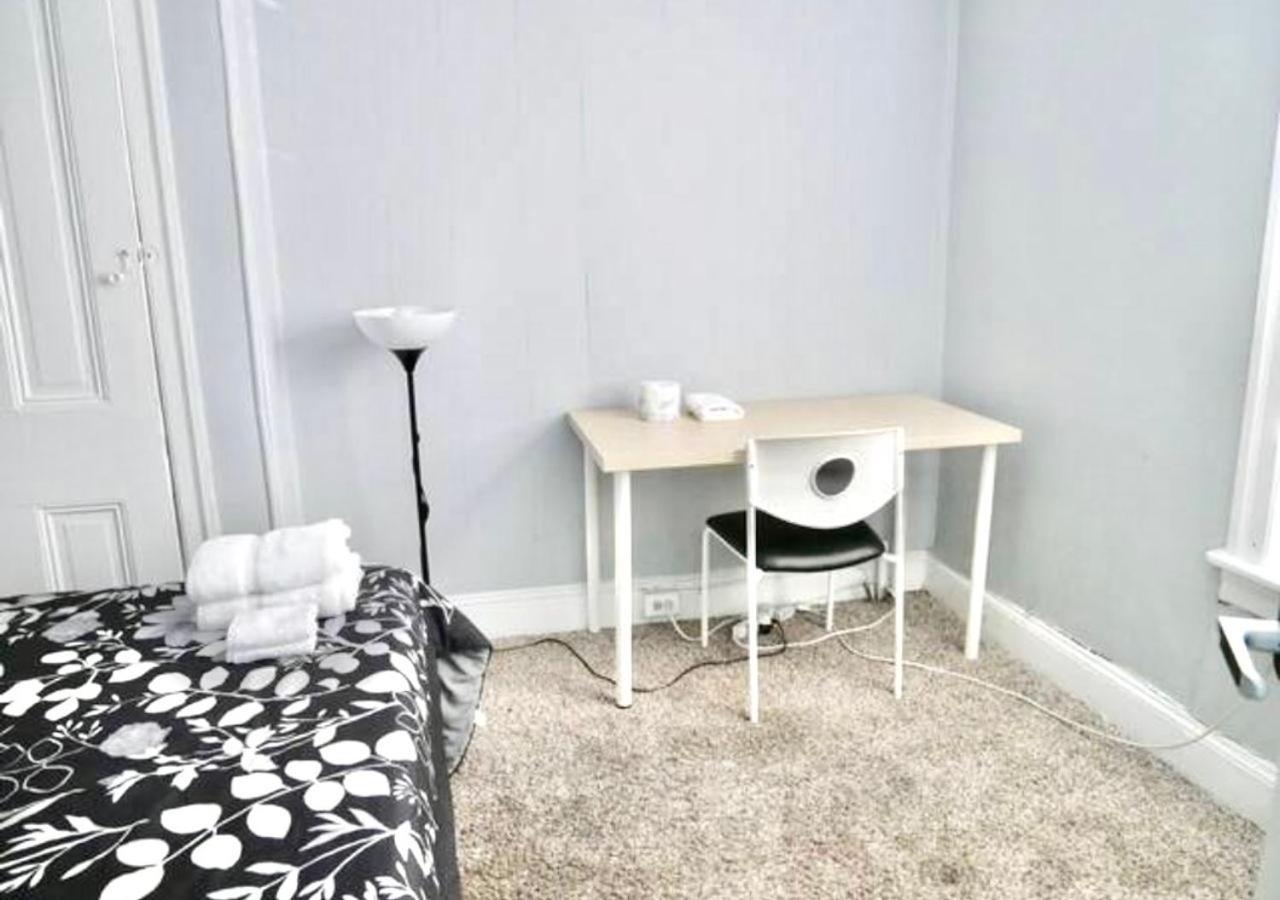 Clover 2900 - Apartment And Rooms With Private Bathroom Near Washington Ave South Philly Philadelphia Exterior foto