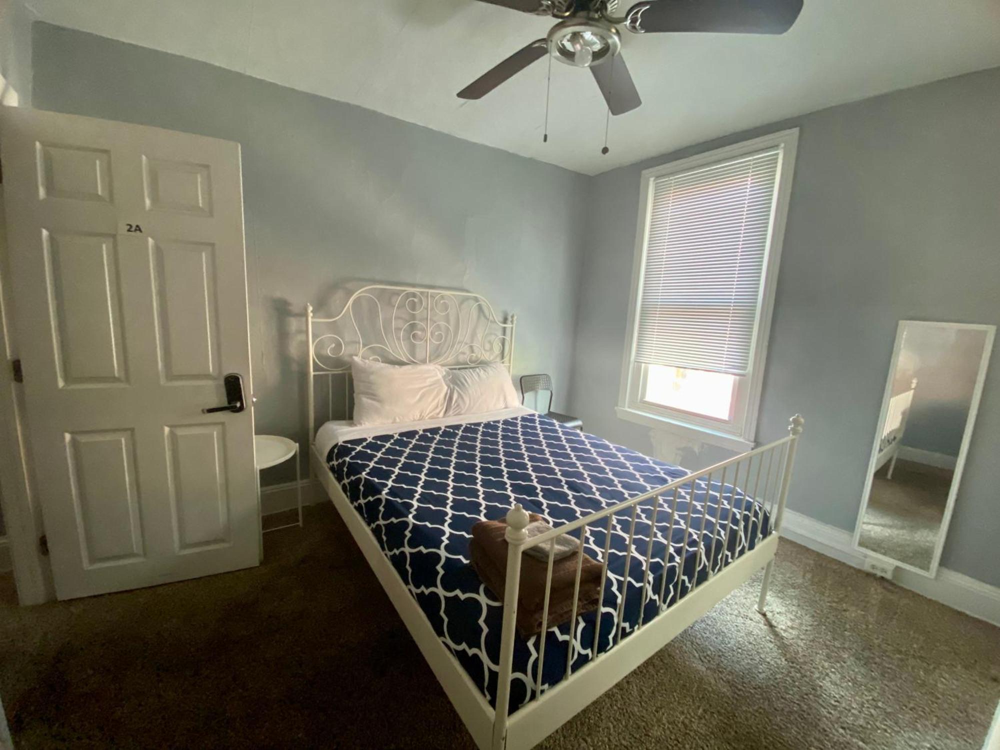 Clover 2900 - Apartment And Rooms With Private Bathroom Near Washington Ave South Philly Philadelphia Exterior foto